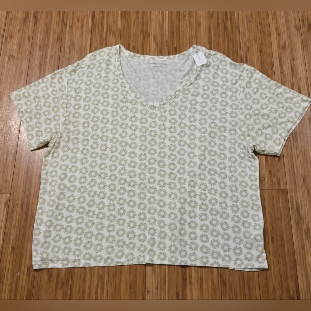 NWT American Eagle V-Neck Top